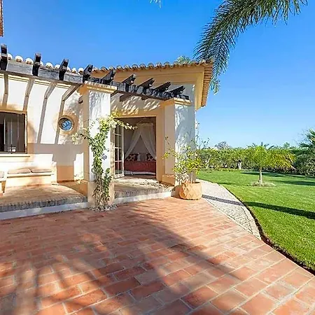 Hotel Luxury In With Bay Views Pool
