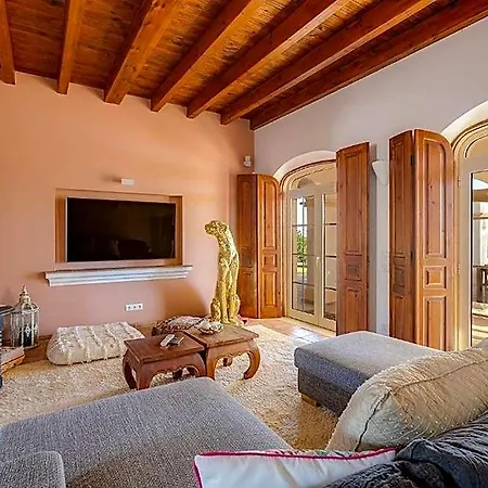 Hotel Luxury In With Bay Views Pool 4*