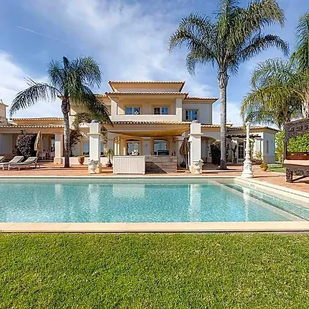 Hotel Luxury In With Bay Views Pool